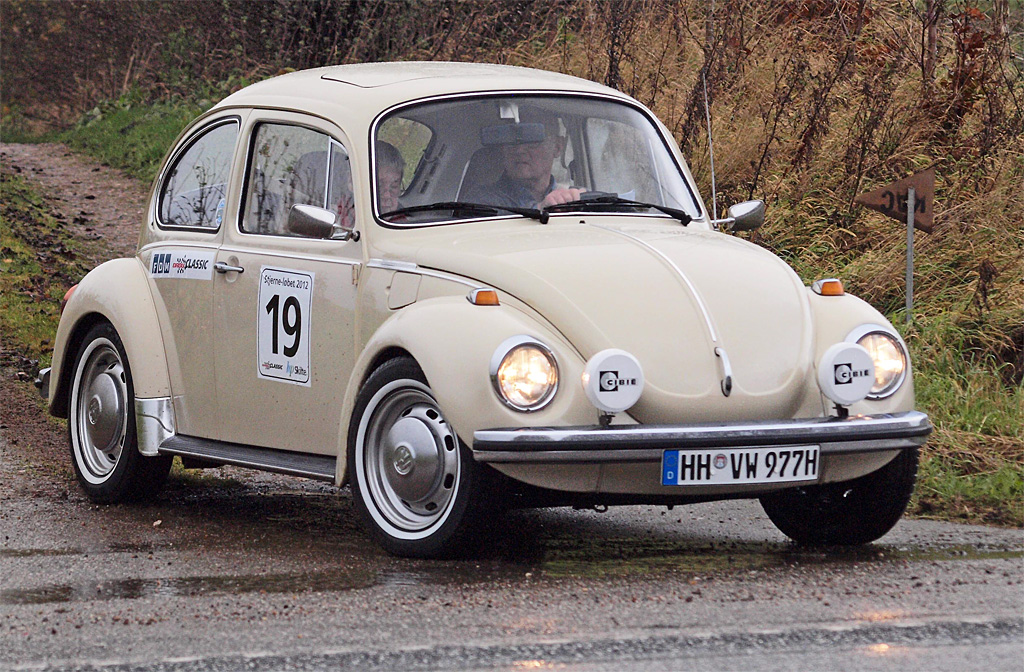 Nordtyskerne: Werner og Christa Stein stiller til start i 12CCC med en 40 år gammel VW 1303
(Foto: Åge Keseler Kirketerp)